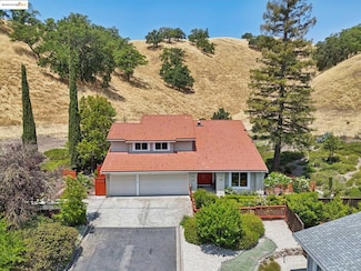 2353 Benham Ct, Walnut Creek, CA 94596