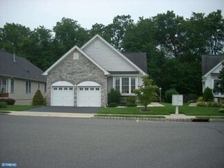 71 Bear Meade Dr, Trenton, NJ 08691