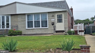 8555 Castor Ave, Philadelphia, PA 19152