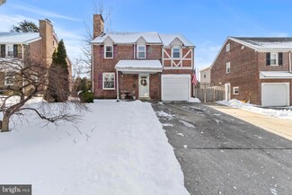 21 Braeburn Rd, Havertown, PA 19083