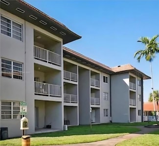 13920 Lake Placid Ct Unit B19, Hialeah, FL 33014
