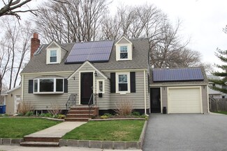 21 Greystone Rd, Saugus, MA 01906