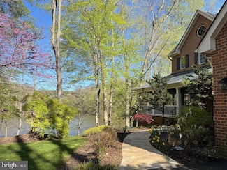 6031 Lady Slipper Ln, Manassas, VA 20111