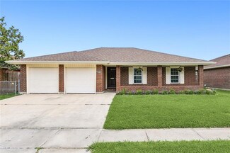 233 Sugarpine Dr, Gretna, LA 70056