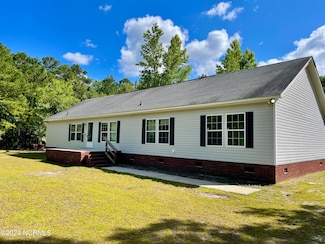 13 Cowtrain Rd, Supply, NC 28462
