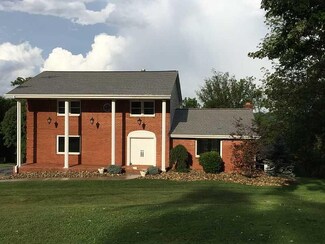 620 Highland Ridge Rd, Claysville, PA 15323