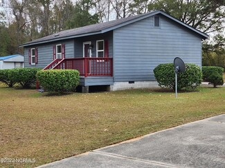 3561 Urban Estates Dr, Grifton, NC 28530
