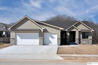10314 S 98th St, Papillion, NE 68046