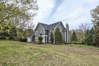 42 Partridge Hill, Honeoye Falls, NY 14472
