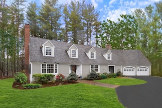 86 Dodges Row, Wenham, MA 01984