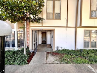 10639 Sandpiper Dr Unit 141, Houston, TX 77096