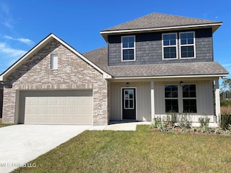 7 Bear Point Dr, Long Beach, MS 39560