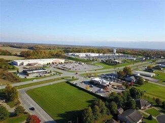 4277 Mannheim Rd, Jasper, IN 47546