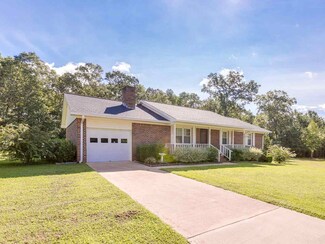 249 Garden Lakes Dr, Blacksburg, SC 29702