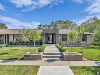 1499 E River Oaks Cir, Sandy, UT 84093
