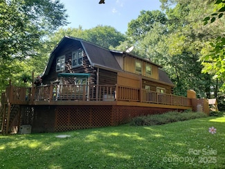 30 Log Cabin Trail, Horse Shoe, NC 28742
