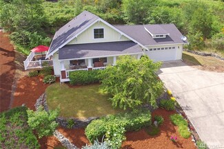 121 E Allynview Dr, Allyn, WA 98524