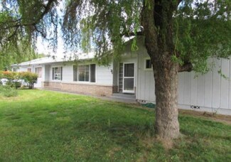 2297 SW Allen Creek Rd, Grants Pass, OR 97527