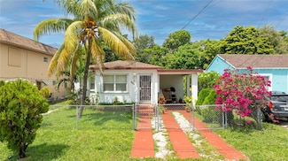 926 NW 24th Ct, Miami, FL 33125