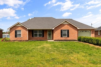 8017 Valencia Dr, Smyrna, TN 37167