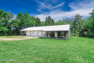 9601 Tanner Bridge Rd, Jefferson City, MO 65101