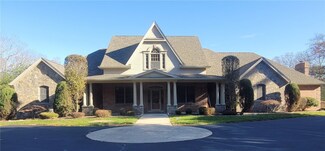 15 Lawrence Ln, Foster, RI 02825
