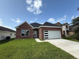 3826 Saint Simon Manor Dr, Houston, TX 77047