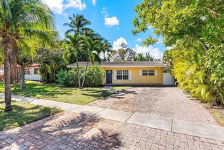1495 NE 4th Ave, Boca Raton, FL 33432