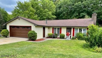 201 Laurelbrook Rd, Ebensburg, PA 15931