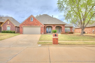 6424 E Forest Ridge Blvd, Broken Arrow, OK 74014
