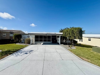 908 Lietzke La, Lady Lake, FL 32159