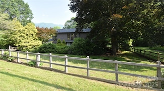 41 Balsam Shadows Rd, Maggie Valley, NC 28751