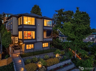2542 12th Ave W, Seattle, WA 98119