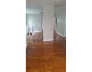 40 Linden St, New Bedford, MA 02740
