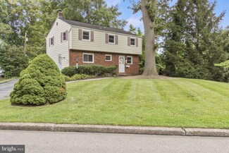 2284 Mulberry Ln, Lafayette Hill, PA 19444