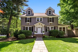 32 Hancock St, Auburndale, MA 02466