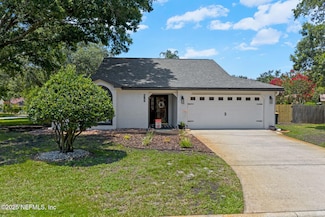 4769 Dovetail Dr, Jacksonville, FL 32257