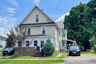 11 Steven St, Malone, NY 12953