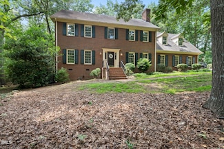 821 Ascot Ln, Raleigh, NC 27615