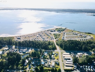 92392 Cape Arago Hwy, Coos Bay, OR 97420