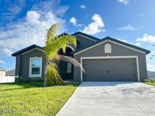550 Oldenberg St SW, Palm Bay, FL 32908