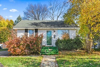 213 N Melrose Ave, Elgin, IL 60123