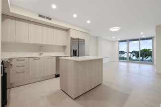 1500 Bay Rd Unit N-0206, Miami Beach, FL 33139