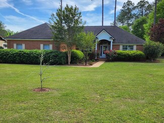 52 Sunrise Cir, Thomasville, GA 31757