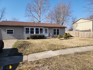 1205 N Kennedy Dr, Pontiac, IL 61764