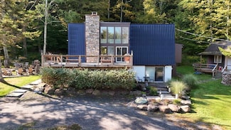 62 Clearview Rd, New York, NY 12492