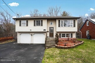 1093 Gerling St, Schenectady, NY 12308