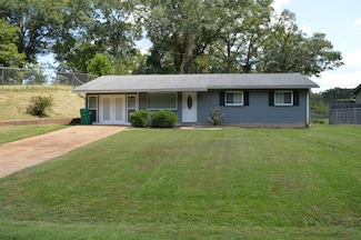 112 Cherry St, Kosciusko, MS 39090
