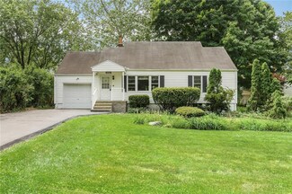 3925 Timberline Dr, Beavercreek, OH 45432