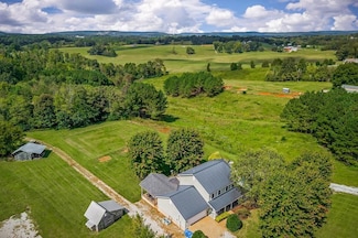 368 Bennett Rd, Sparta, TN 38583